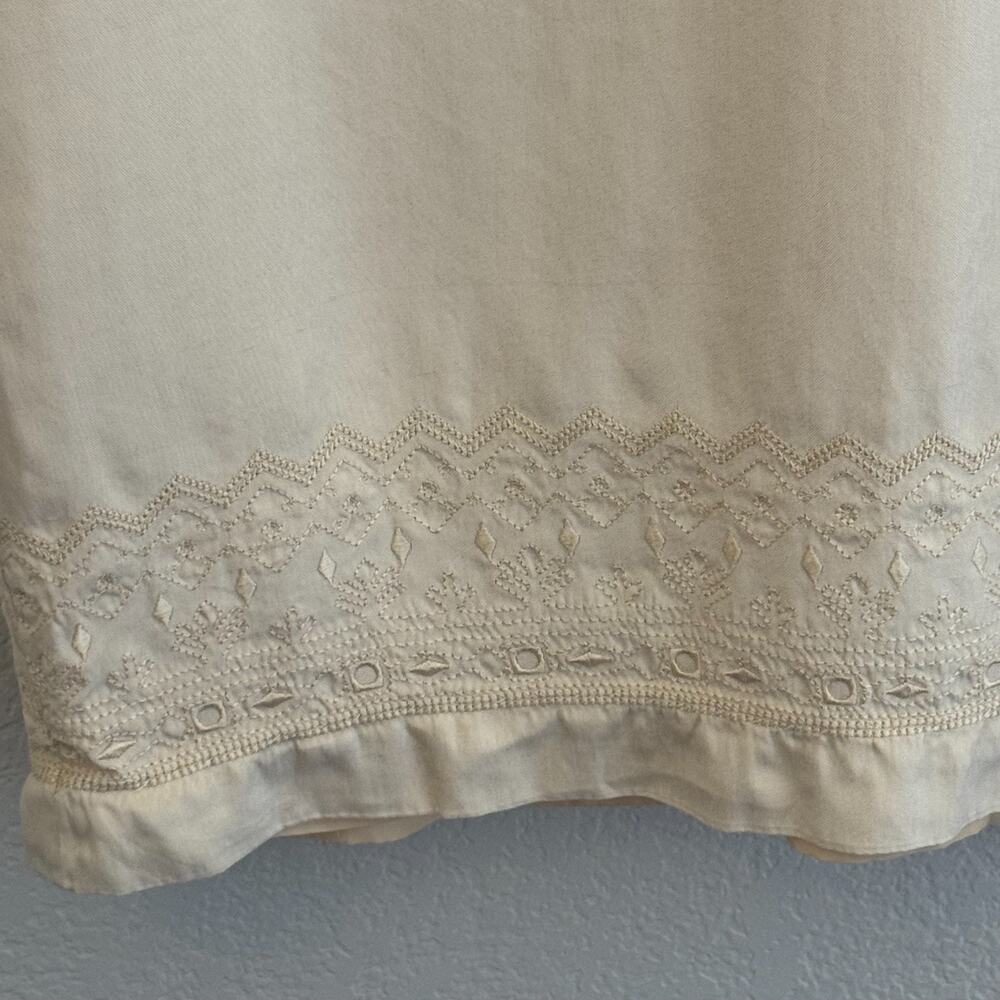 Talbots Petites 12 100% Silk Beige Embroidered Hem Short Sleeve Sheath Dress - Picture 3 of 8